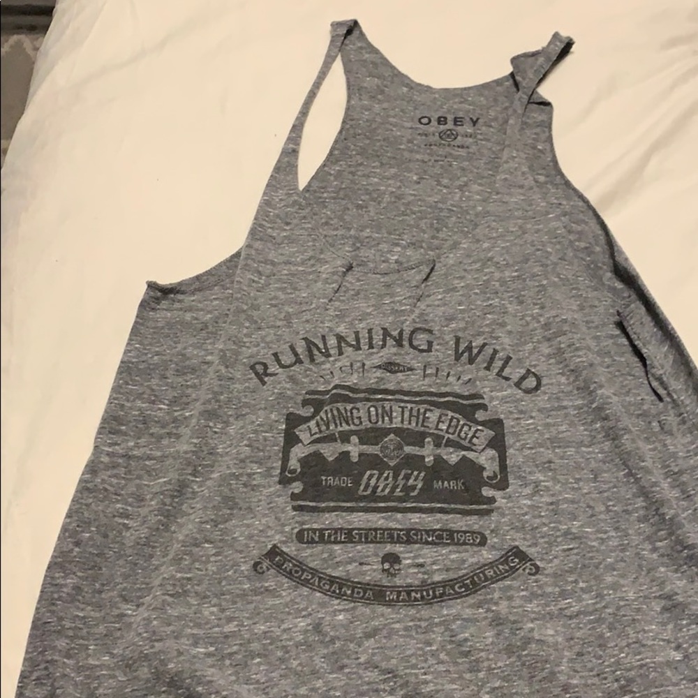 Obey tank